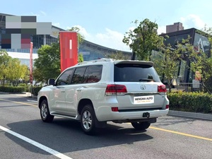 <span class=keywords><strong>2018</strong></span> para SUV Automático Gasolina 4L 50001-75000 Millas LED Volante a la Izquierda Neumáticos R17 Asientos de Tela con Iluminación Interior - Product Image 5