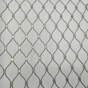 <span class=keywords><strong>Filet</strong></span> <span class=keywords><strong>de</strong></span> corde en acier inoxydable <span class=keywords><strong>de</strong></span> haute qualité pour une installation facile Coupe personnalisée pour protéger la maille <span class=keywords><strong>de</strong></span> corde <span class=keywords><strong>de</strong></span> projecteurs <span class=keywords><strong>de</strong></span> bateau <span class=keywords><strong>de</strong></span> pêche - Product Image 2