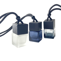 Bouteille de diffuseur de voiture en verre carré noir élégant de 8ml Bouteilles professionnelles de désodorisant de parfum d'huile essentielle