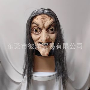 Máscara de látex de bruja de pelo largo para Halloween, accesorio de disfraz estilo horror para fiestas, cosplay y escape room - Product Image 1