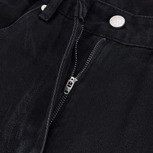 Design Vintage con Pittura a Inchiostro che Disturba il Comfort dei Jeans Larghi. Jeans Neri Usurati e Strappati. - Product Image 3