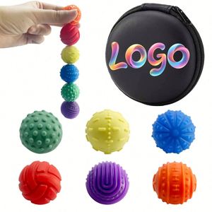 Balle magnétique en silicone personnalisée avec logo, nouveau jouet sensoriel de décompression unique pour enfants et pour soulager l'ADHD des foules - Product Image 1