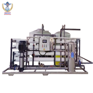 Purificateur d'eau par osmose inverse commercial 250L/heure avec pompe, réservoir sous pression et PLC pour les besoins en eau centralisés des communautés et des écoles - Product Image 1