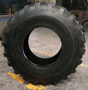 Pneu agro-industriel diagonal pour chargeuse-pelleteuse 21L-28 12PR TL INDUSTRIAL TYRES IND-R-4 - Product Image 1