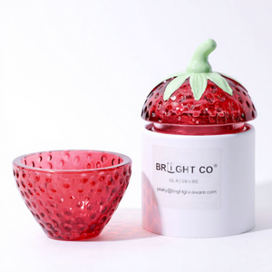 Wholesale Empty Strawberry Shaped Luxury Glass Candlestick Holder with Lid Eco-Friendly Heat Resistant Glass Candle Jars