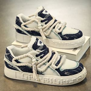 Chaussures pour hommes à semelle épaisse et robuste, design unique dreadlocks, mode 2026, décontractées, résistantes à l'usure, multicolores, vente en gros - Product Image 3