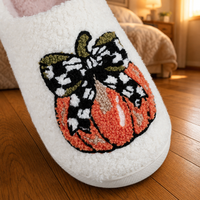 Sandal Halloween untuk Wanita Pria Pasangan, Sandal Rumah Dalam Ruangan Kamar Tidur, Sandal Rumah Hangat Berbahan Plush Bentuk Hantu dan Tengkorak, Pengiriman Cepat Anti Selip