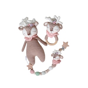 Oferta de Pascua 2024: Juguete de madera Montessori, conejito de peluche, <span class=keywords><strong>mordedor</strong></span> <span class=keywords><strong>amigurumi</strong></span> de ganchillo, sonajero para bebé, set de regalo. - Product Image 1
