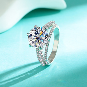 Usine en gros 925 argent plaqué rhodium mariage fiançailles bijoux brillant coupe ronde 5CT VVS1 GRA Moissanite anneaux pour <span class=keywords><strong>les</strong></span> femmes - Product Image 2