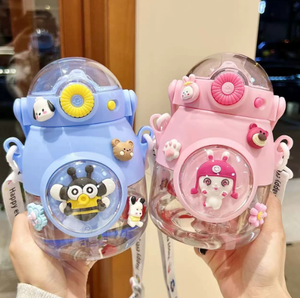 Bouteille d'eau Kawaii avec paille et bandoulière, 900 ml, grande capacité, avec autocollants 3D pour filles - Product Image 2