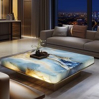 Table basse carrée en marbre naturel lumineux haut de gamme avec structure métallique minimaliste et opulente BTCT026 pour salon ou hall