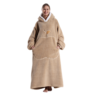 Factory Custom Printing Oversized <strong>Long</strong> Wearable Sherpa Flannel Fleece TV Cuddle <strong>Snuggle</strong> Blanket with Sleeves and Pockets <strong>Hoodie</strong> - Product Image 4