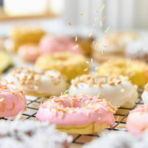 [annie.cong] Donut au lait : liste d'ingrédients simple, moment de repas apaisant, collation nutritive pour animaux de compagnie, choix familial pour animaux, style de vie moderne pour animaux. - Product Image 2