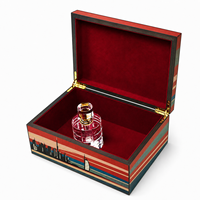 Boîte en bois artisanale avec incrustation de paysage urbain, intérieur en velours rouge personnalisé, boîte de rangement de luxe pour parfums, fabriquée au Guangdong, finition très brillante