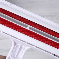 Brosse anti-poils en plastique de type rouleau pour animaux de compagnie, déchirable et lavable, avec raclette pour vêtements