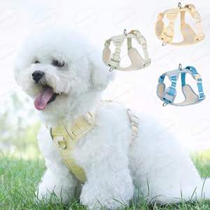 Arnés reflectante transpirable para perros para caminar de noche, arnés para mascotas acolchado suave sin tirones con asa - Product Image 1