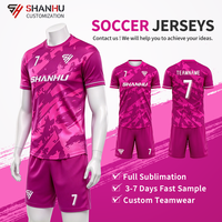 Tenues de football de qualité supérieure entièrement sublimées, design personnalisé, maillot de football respirant en polyester, shorts, ensembles à manches courtes pour hommes et femmes