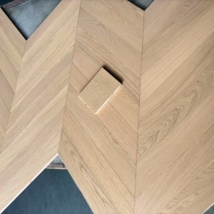 Parquet en chêne blanc huilé, chevron, 15/3 mm, couleur naturelle, pour chambre à coucher, vente en gros, luxe - Product Image 1
