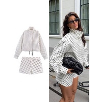 Set Jaket dan Celana Pendek Wanita Motif Polkadot Lengan Panjang Musim Semi/Panas Terbaru