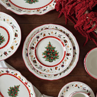 Ensemble de vaisselle en céramique de Noël rétro et coloré, assiettes rondes ondulées, bols et tasses à motifs botaniques pour les fêtes et les mariages