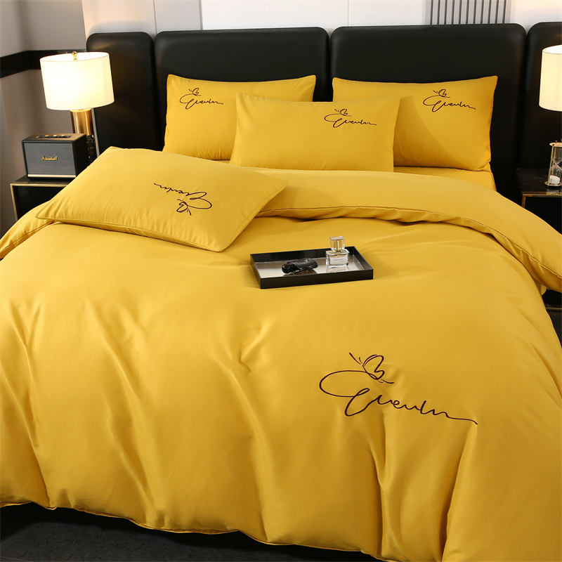 สีเหลือง