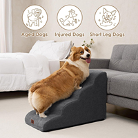 Rampa curva para perros para camas altas, escalones de 4 peldaños para perros y gatos, escalera para mascotas para subir a camas altas, escalón antideslizante y equilibrado para mascotas