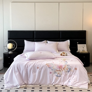 Couette en polyester quatre pièces toutes saisons taille Queen 600TC, literie moderne pour la maison, écologique et lavable - Product Image 1