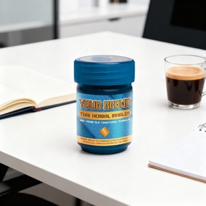 ยาหม่องพลาสติกแบบแห้งชนิดพ่นจมูกสมุนไพรไทยผสมเมนทอลธรรมชาติ ตะไคร้หอม และกัญชาเพื่อการหายใจที่สดชื่น - Product Image 4