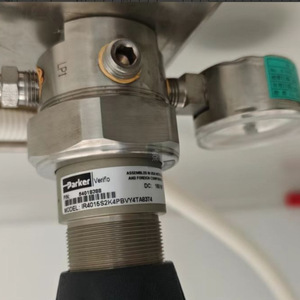 Válvula Reductora de Presión Parker IR4015S2K4PBVY4TA8374, Ajustable, Accionada por Piloto, para Uso Industrial - Product Image 1