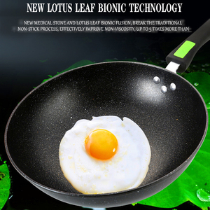 Vendi bene <span class=keywords><strong>set</strong></span> regalo <span class=keywords><strong>pietra</strong></span> medica tre <span class=keywords><strong>set</strong></span> <span class=keywords><strong>di</strong></span> padella antiaderente padella wok pentola per fonderia padella pentola per zuppa padella <span class=keywords><strong>in</strong></span> ghisa - Product Image 3