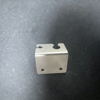 Fabrication de supports en tôle d'aluminium ODM, découpe laser CNC personnalisée, pliage, soudage, poinçonnage, pièces métalliques