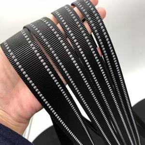 Nastro Riflettente Nero Spesso e Resistente da 1'' 2cm in Poliestere Nylon PP per Realizzare Collari per Animali Domestici e Guinzagli per Cani - Product Image 1