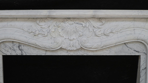 Manteau de cheminée en marbre blanc de Carrare italien sculpté à la main à bas prix d'usine conception personnalisée - Product Image 5