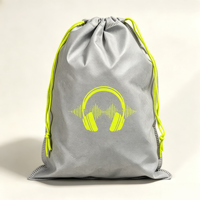 Sac à cordon non tissé personnalisé avec logo d'usine, motif coloré imprimé, pochette pour l'école, les événements sportifs, l'emballage de cadeaux