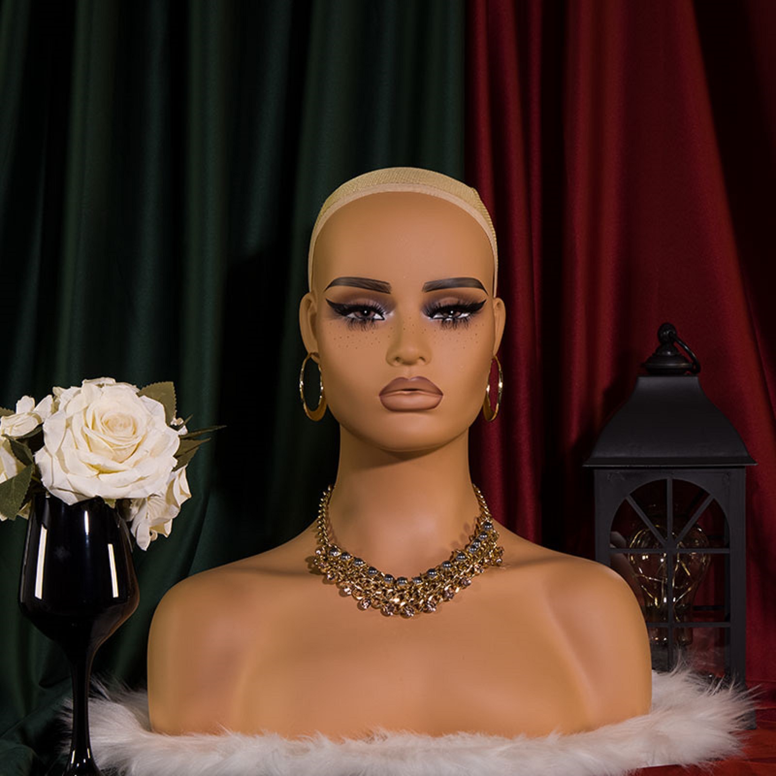 487-yh thick nude lips with pockmarks