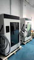 Nouvelle borne de recharge rapide pour véhicules électriques OEM DC CCS2 avec écran publicitaire de 55 pouces, 160-480 kW, 250/300 A, IP54, WiFi/Ethernet