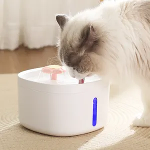 Fontaine à boire ultra silencieuse pour chat 87oz/2.6L avec filtre Fontaine à eau automatique pour animaux de compagnie Fontaine à eau pour chat avec lumière LED