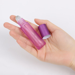 Mini Botella de Perfume <span class=keywords><strong>con</strong></span> <span class=keywords><strong>Rodillo</strong></span> de 5ml 10ml, Botella de Aceite Esencial <span class=keywords><strong>con</strong></span> Tapa de Rosca, Forma Cilíndrica <span class=keywords><strong>con</strong></span> Acabado Esmerilado y Color Esmerilado - Product Image 4