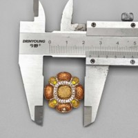 Kancing Resin Bentuk Bunga 24mm Berhiaskan Berlian dengan Lem, Kancing Dekoratif Profesional Berbagai Macam