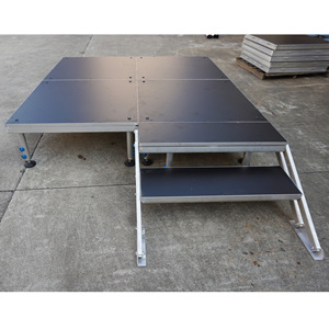 Escenario Telescópico RK de 4 pies x 4 pies, Construcción de Aluminio y Madera, Altura Ajustable, Diseño Ligero, Portátil y Fácil de Montar - Product Image 3