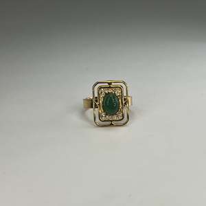 Anillo de Cristal Chapado en Oro PVD, Acero Inoxidable 316L, Joyería Sostenible y Resistente - Product Image 1