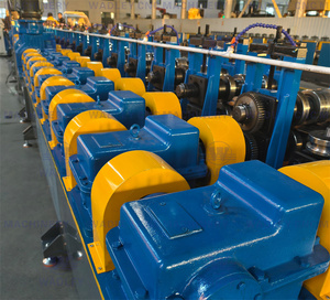 เครื่องขึ้นรูปม้วนชั้นเก็บของแบบตั้งตรงเครื่องผลิตแผ่นเหล็กคอลัมน์ - Product Image 6