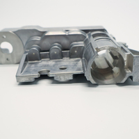 Support de mouvement en aluminium moulé sous pression ADC12 robuste, support structurel usiné CNC pour équipement d'automatisation