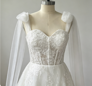 S1808Y 2026 Nuovo Vestito da Sposa Corto con Spalline, Scollo a Cuore, Corsetto in Pizzo Floreale 3D e Strass, Lunghezza al Ginocchio - Product Image 3