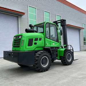 工厂直销 3.5 吨 4 轮驱动实心轮胎越野柴油叉车，适用于建筑工地户外物料搬运 - Product Image 5