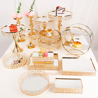 Bestseller 9-teiliges Set Gold Aluminiumlegierung Hochzeitsdekoration Zubehör Dessert-Tisch Präsentationsset Hochzeitstortenständer
