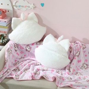 Almohada <span class=keywords><strong>de</strong></span> Viaje Cálida y Bonita <span class=keywords><strong>de</strong></span> Invierno, Almohada <span class=keywords><strong>de</strong></span> Coche y Avión Portátil, Juego <span class=keywords><strong>de</strong></span> Almohadas y Mantas 2 en 1 <span class=keywords><strong>de</strong></span> Buena Calidad - Product Image 2