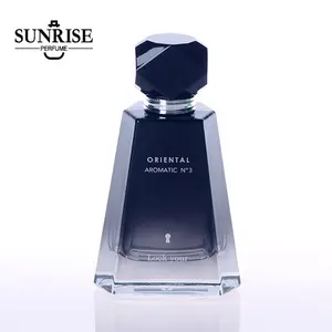 Botellas de cristal vacías para perfume, botes de vidrio con forma única de triángulo piramidal, hechas a medida, 100ml