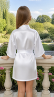 Peignoir court d'été en satin uni respirant pour enfants, idéal pour les fêtes, les séances photo ou comme pyjama – Cadeau parfait