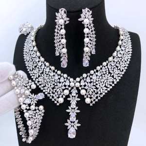 Ensemble de <span class=keywords><strong>bijoux</strong></span> de mariage italien tendance T262K, nouveau design de collier en perles, plaqué or 18 carats, <span class=keywords><strong>bijoux</strong></span> de mode, collier de Chine continentale - Product Image 1